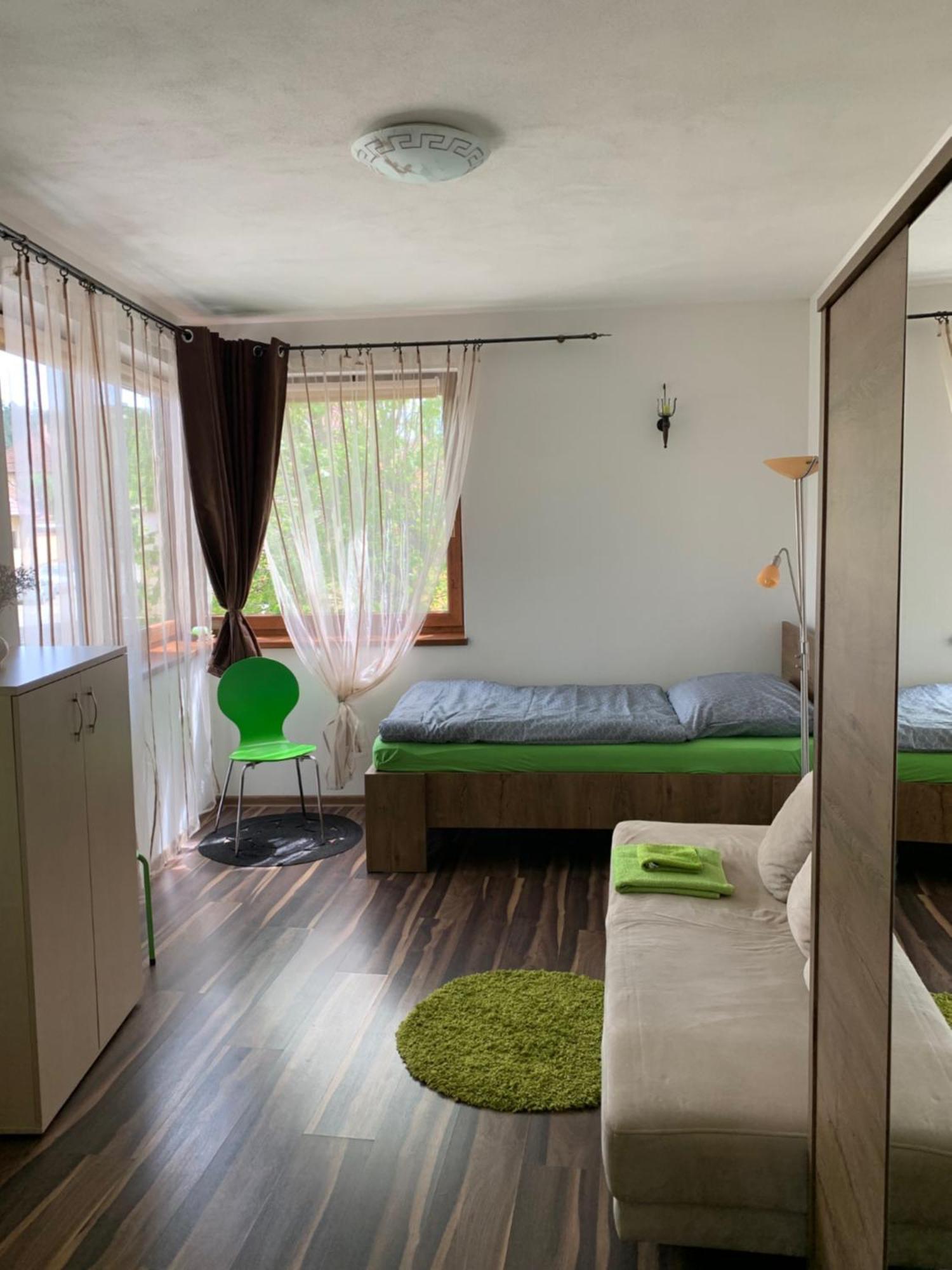 Apartman Emes S Terasou Kieżmark Zewnętrze zdjęcie